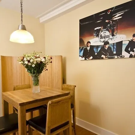 Beatles Apartment Liverpool Room photo